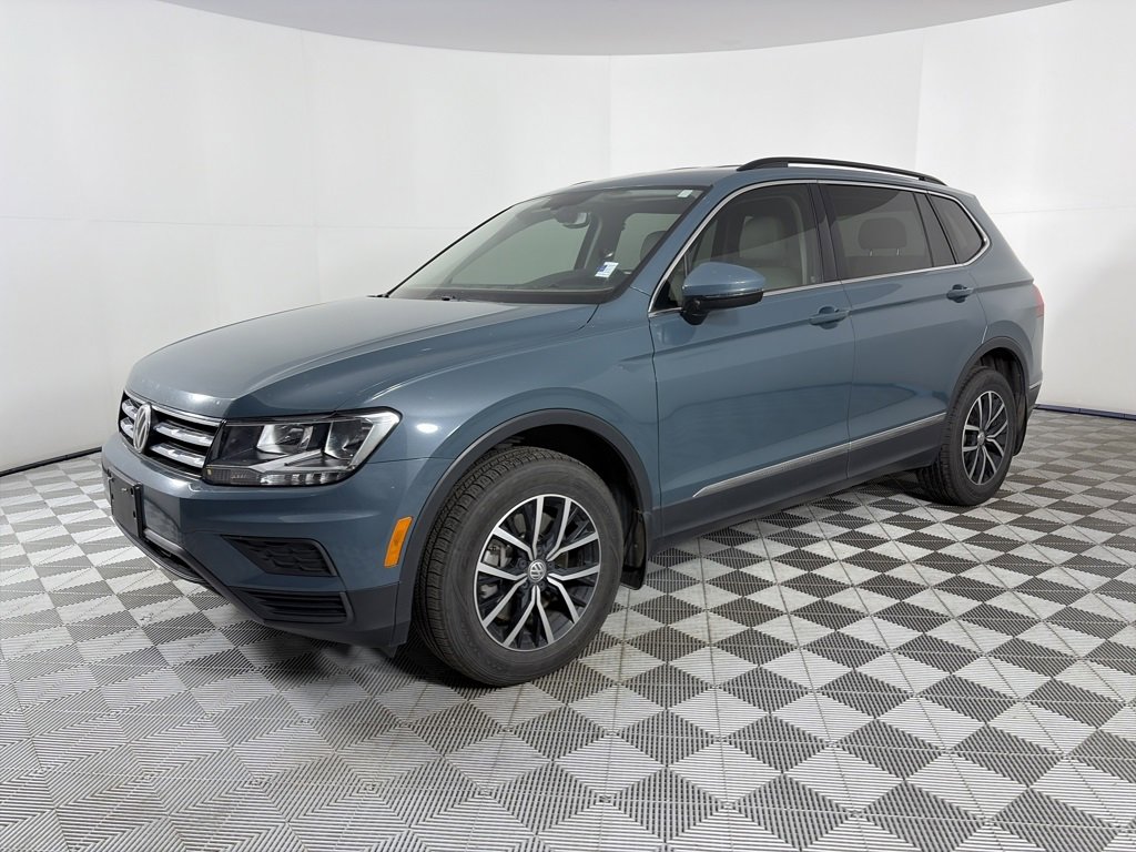 Used 2021 Volkswagen Tiguan SE image 3