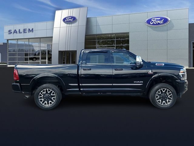 Used 2025 RAM 3500 Limited AWD/4WD image 2