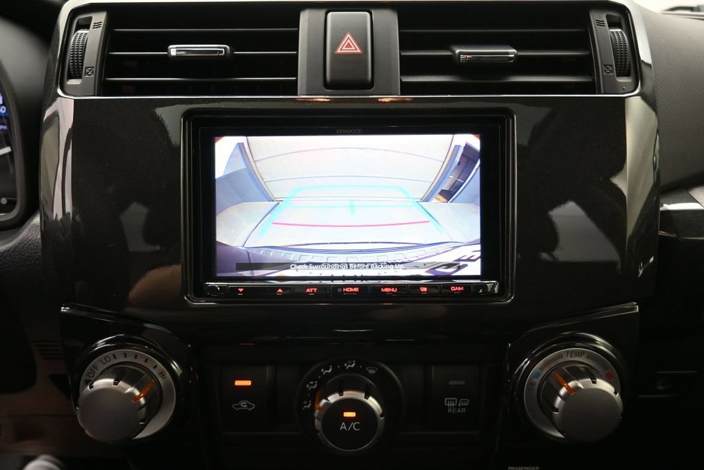 Used 2019 Toyota 4Runner TRD Off-Road Premium AWD/4WD image 9
