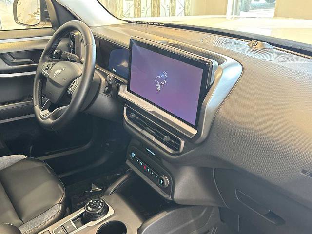Certified 2025 Ford Bronco Sport Outer Banks w/ Outer Banks Tech Package+ AWD/4WD image 29