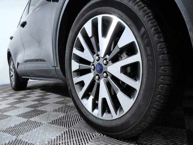 Certified 2020 Ford Escape Titanium image 7