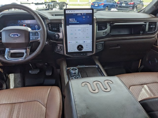 Certified 2024 Ford Expedition Max King Ranch AWD/4WD image 17