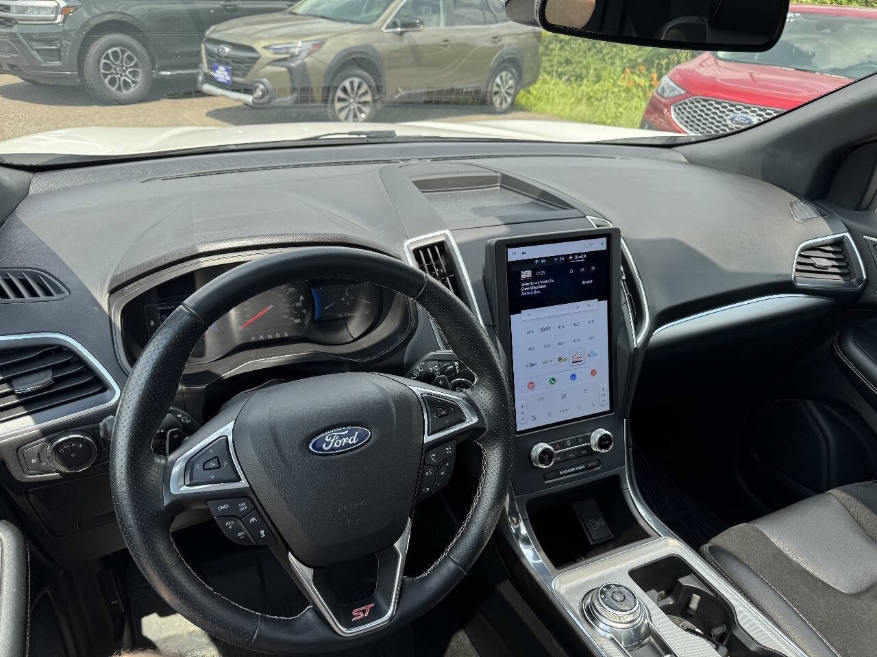 Certified 2022 Ford Edge ST w/ Equipment Group 401A AWD/4WD image 15