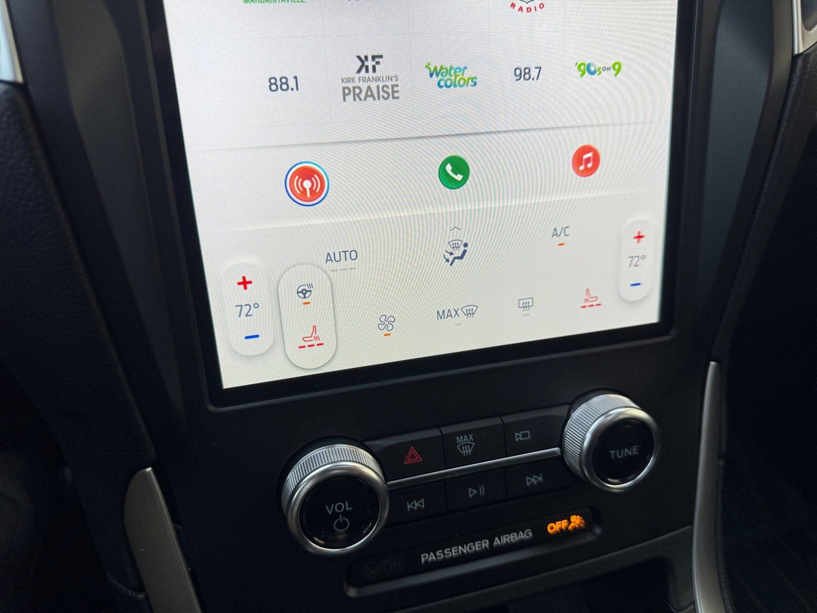 Certified 2024 Ford Edge SEL w/ Convenience Package image 23