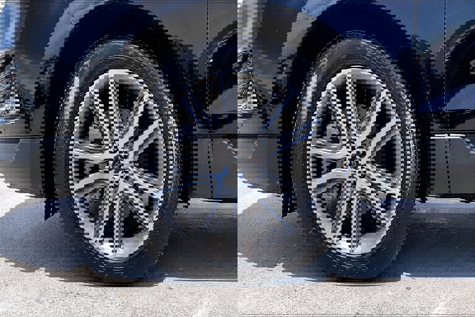 Certified 2024 Ford Edge Titanium w/ Equipment Group 301A image 10