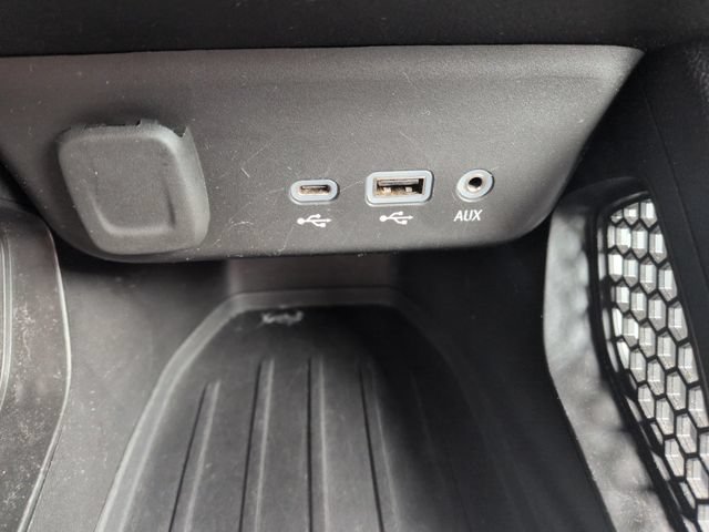 Used 2021 Chevrolet TrailBlazer LS FWD image 40