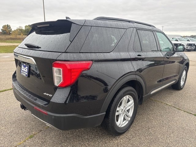 Certified 2023 Ford Explorer XLT w/ Equipment Group 202A image 5