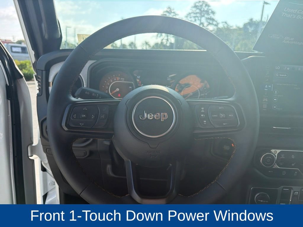 Used 2024 Jeep Gladiator Sport AWD/4WD image 16