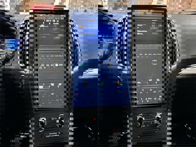 Certified 2022 Ford Edge SEL w/ Convenience Package image 8