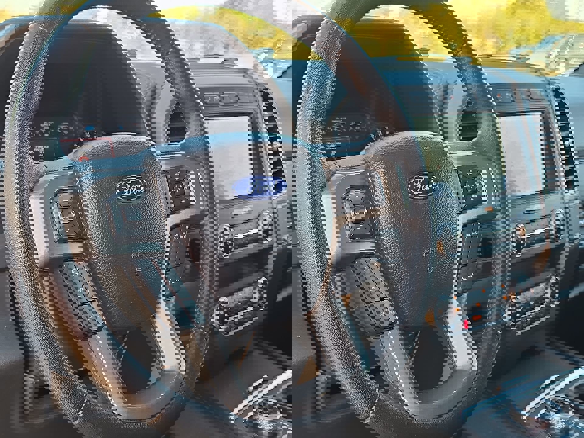 Certified 2021 Ford Expedition XLT image 15