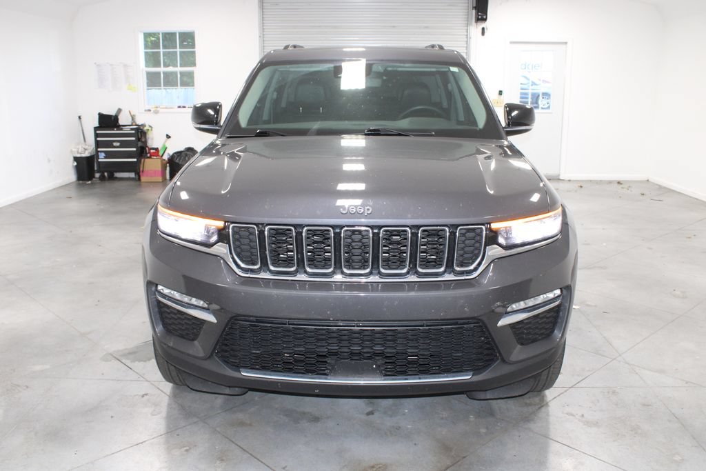 Used 2022 Jeep Grand Cherokee Limited AWD/4WD image 4