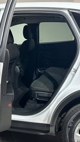 Certified 2024 Ford Escape Active AWD/4WD image 35