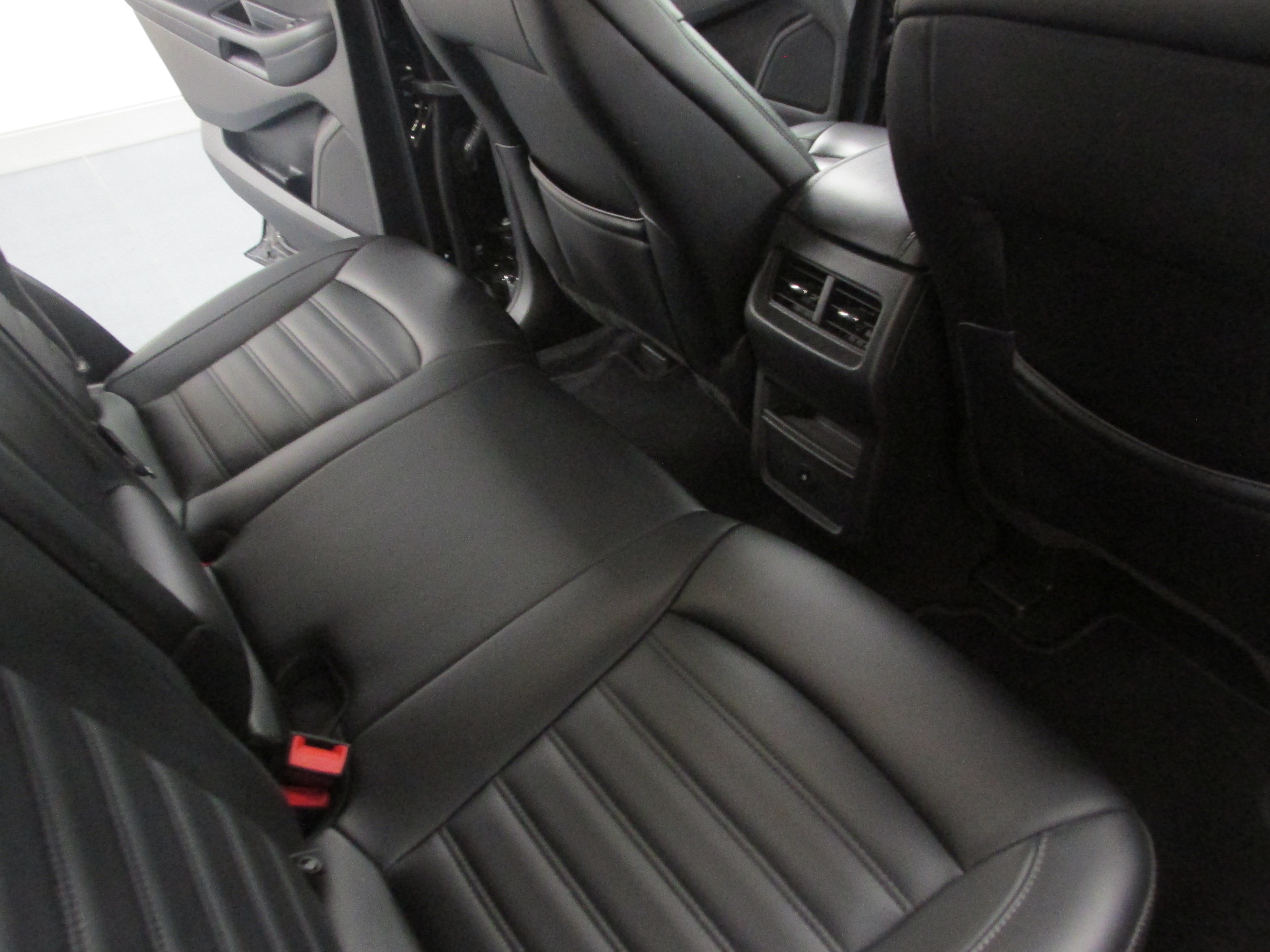 Certified 2024 Ford Edge SEL AWD/4WD image 26