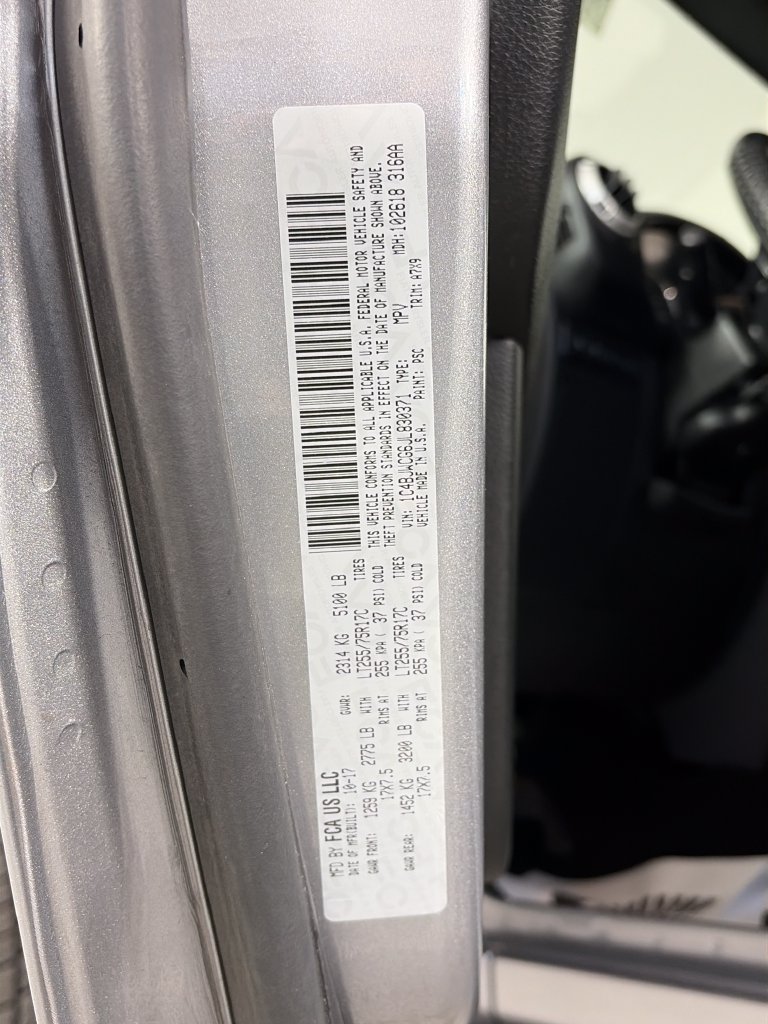 Used 2018 Jeep Wrangler Rubicon AWD/4WD image 9