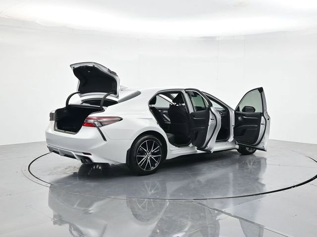 Used 2024 Toyota Camry SE w/ Convenience Package FWD image 48