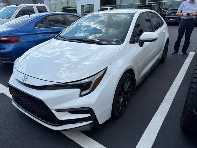 Used 2025 Toyota Corolla SE