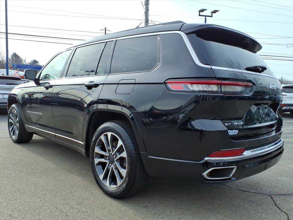 Used 2021 Jeep Grand Cherokee L Overland w/ Luxury Tech Group IV image 3