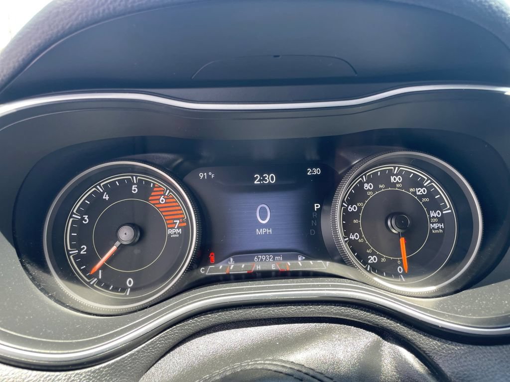 Used 2020 Jeep Cherokee Limited AWD/4WD image 19