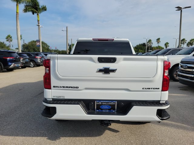 Used 2026 Chevrolet Silverado 1500 Custom RWD image 5