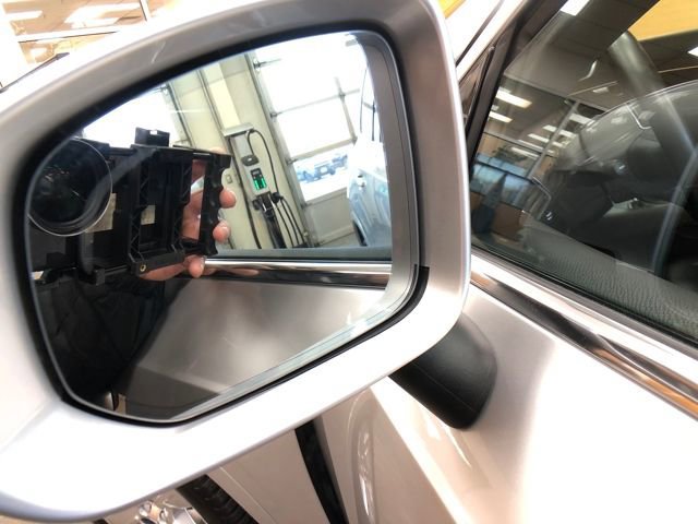 Used 2020 Volvo XC90 T6 Momentum image 25