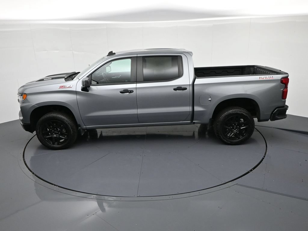 Used 2024 Chevrolet Silverado 1500 LT Trail Boss w/ Convenience Package II AWD/4WD image 22