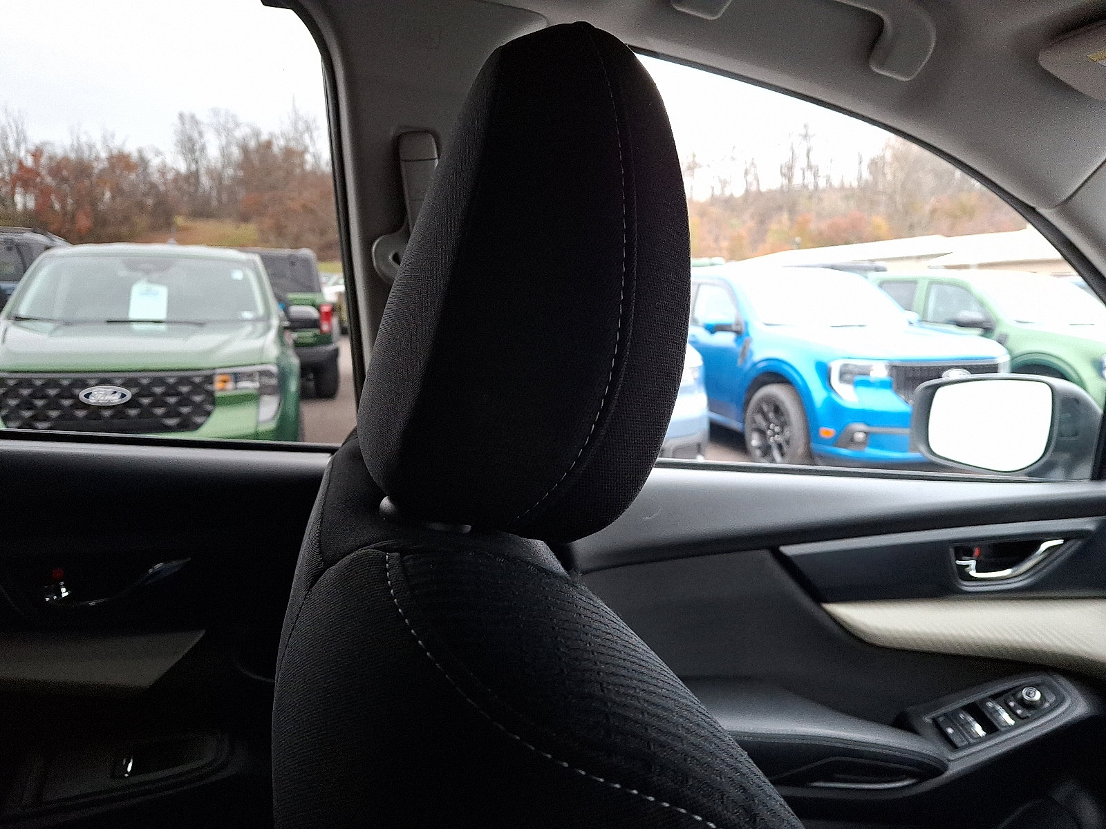 Used 2022 Subaru Ascent Premium w/ Convenience Package image 13