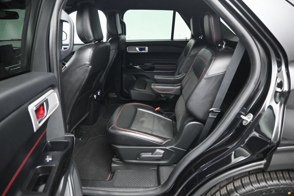 Certified 2023 Ford Explorer ST-Line RWD image 19