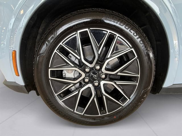 Certified 2025 Ford Mustang Mach-E Premium AWD/4WD image 9