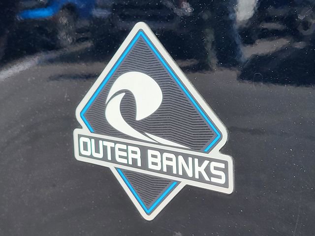 Certified 2025 Ford Bronco Sport Outer Banks w/ Outer Banks Tech Package+ AWD/4WD image 13