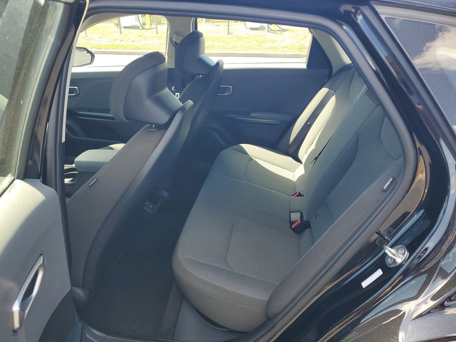 Used 2025 Kia K4 LX image 10