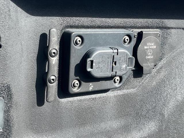 Used 2022 RAM 2500 Laramie w/ Night Edition image 21