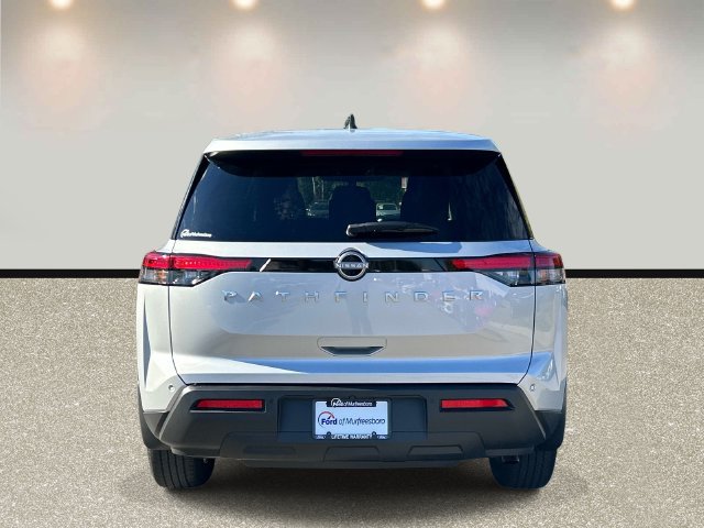 Used 2025 Nissan Pathfinder S FWD image 6