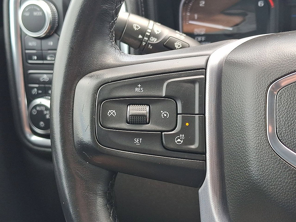 Used 2021 GMC Sierra 1500 SLE w/ Preferred Package AWD/4WD image 17