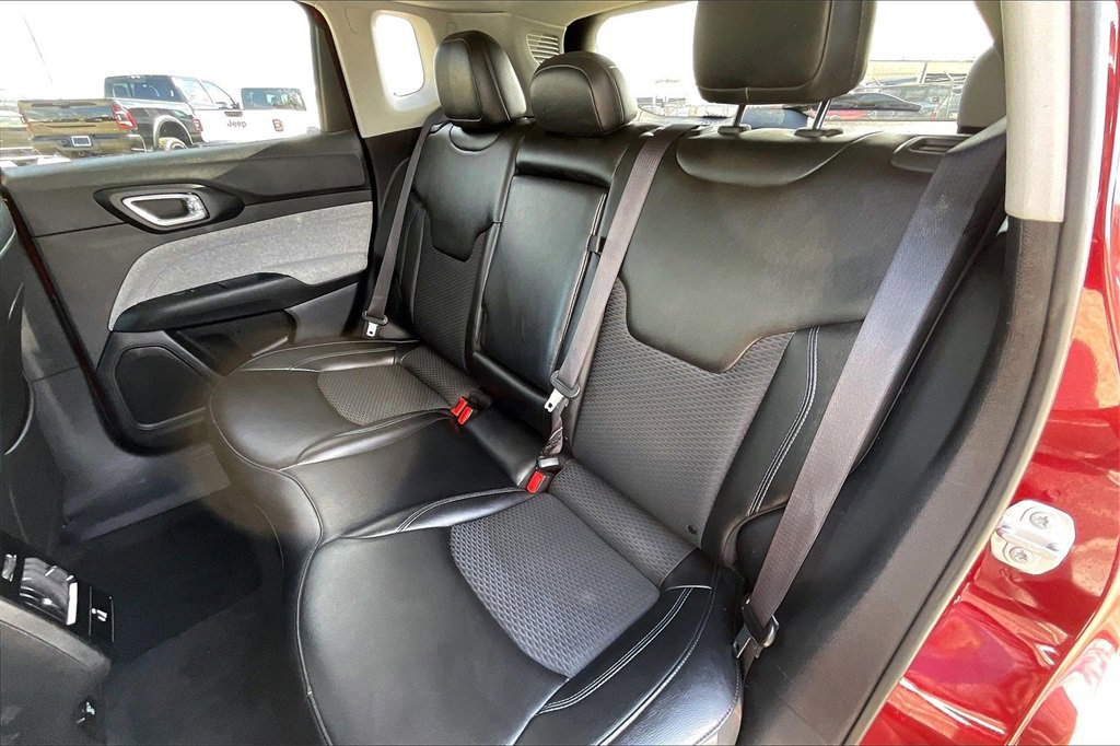 Used 2022 Jeep Compass Latitude w/ Convenience Group image 19