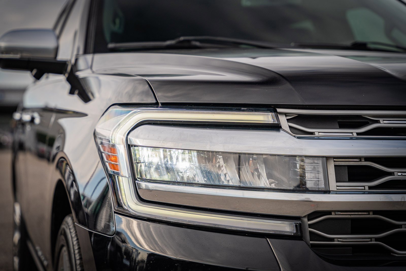 Certified 2023 Ford Expedition Platinum image 11