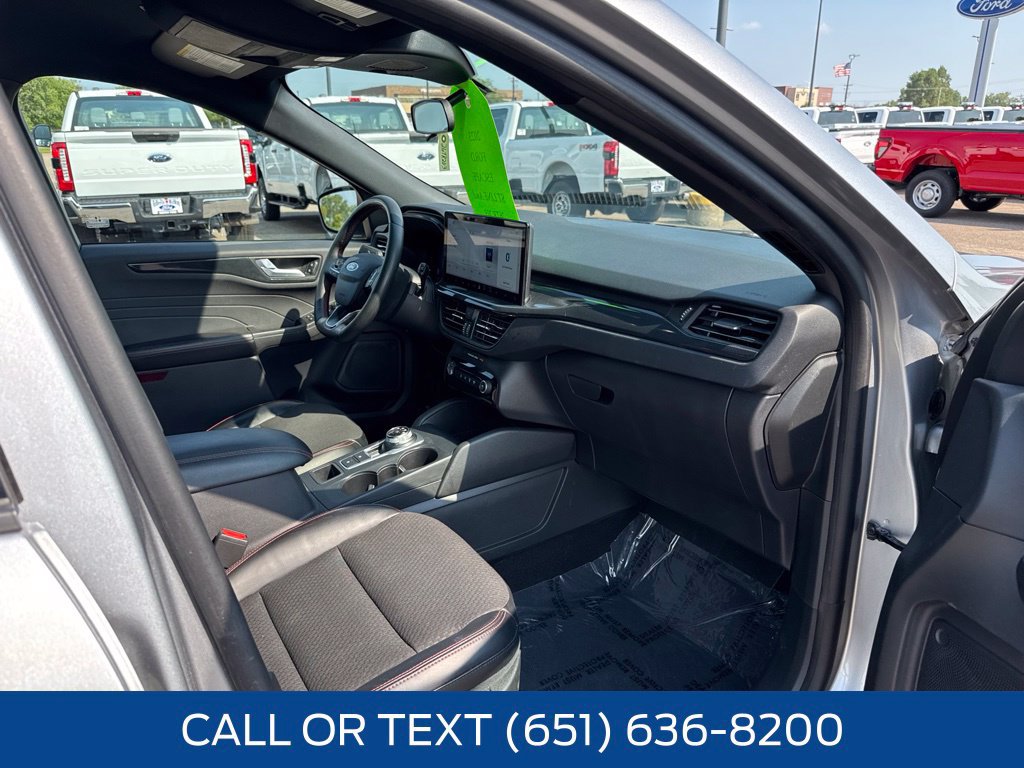 Certified 2023 Ford Escape ST-Line w/ Tech Pack #1 AWD/4WD image 34