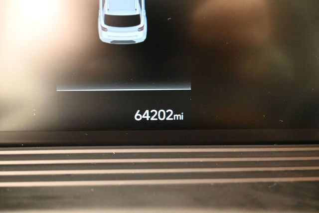 Used 2024 Hyundai Venue SEL FWD image 17