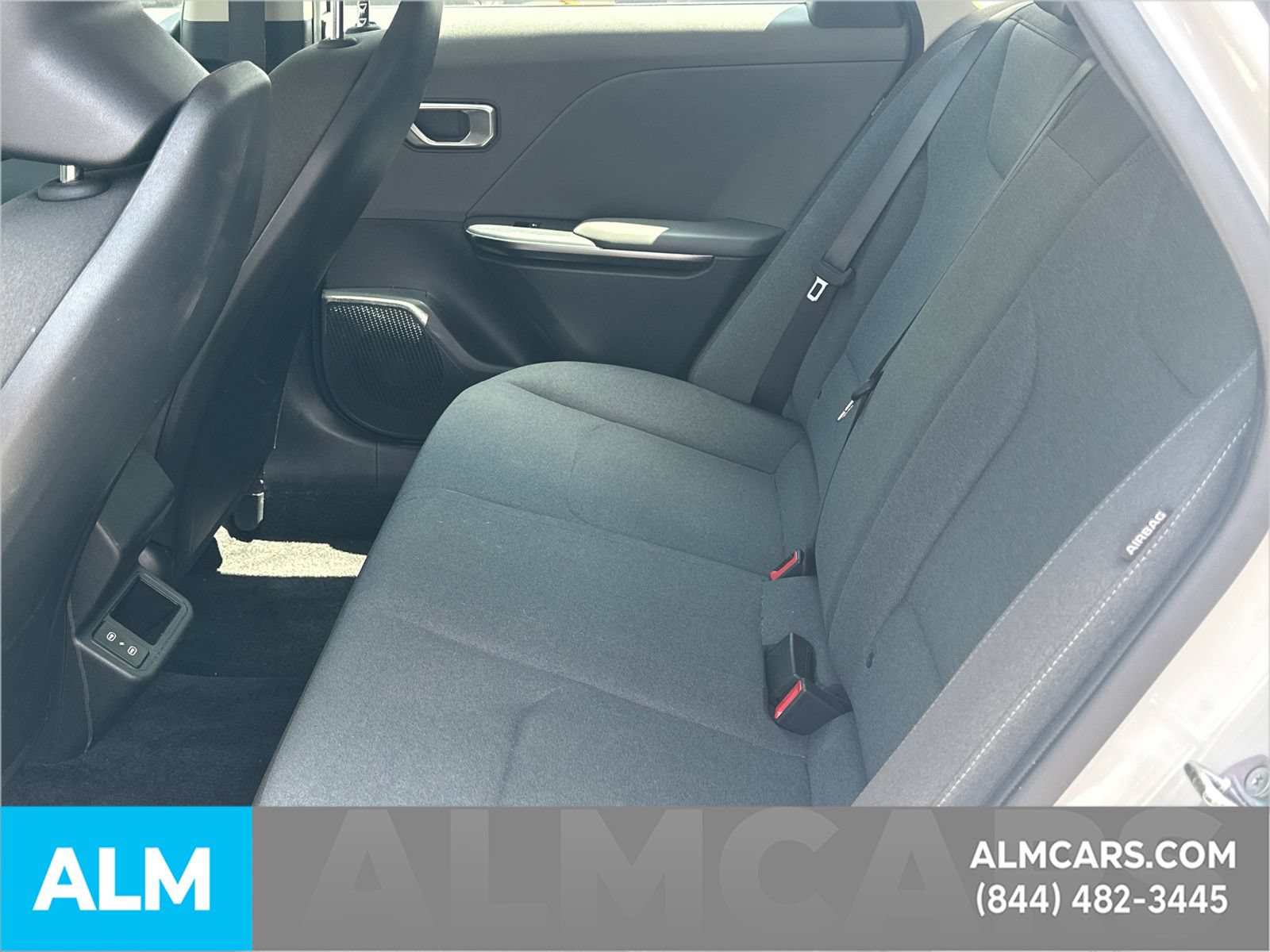 Used 2025 Kia K4 FWD image 23