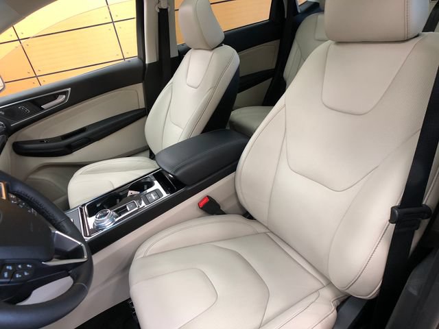 Certified 2020 Ford Edge Titanium w/ Equipment Group 301A AWD/4WD image 10