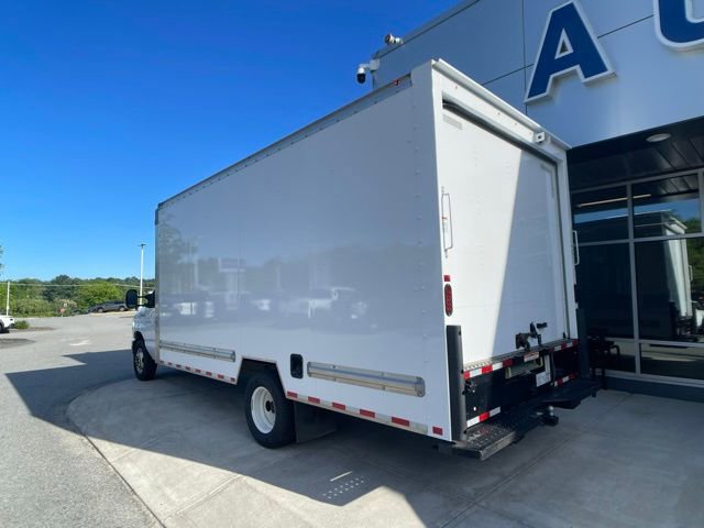 Certified 2023 Ford E-350 and Econoline 350 Super Duty w/ Driver's Safety Package RWD image 7