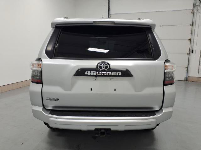 Used 2024 Toyota 4Runner TRD Off-Road Premium AWD/4WD image 4