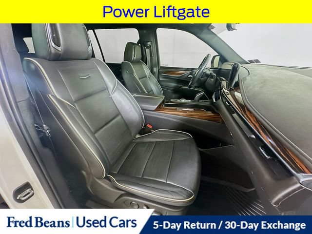 Used 2022 Cadillac Escalade ESV Premium Luxury AWD/4WD image 38
