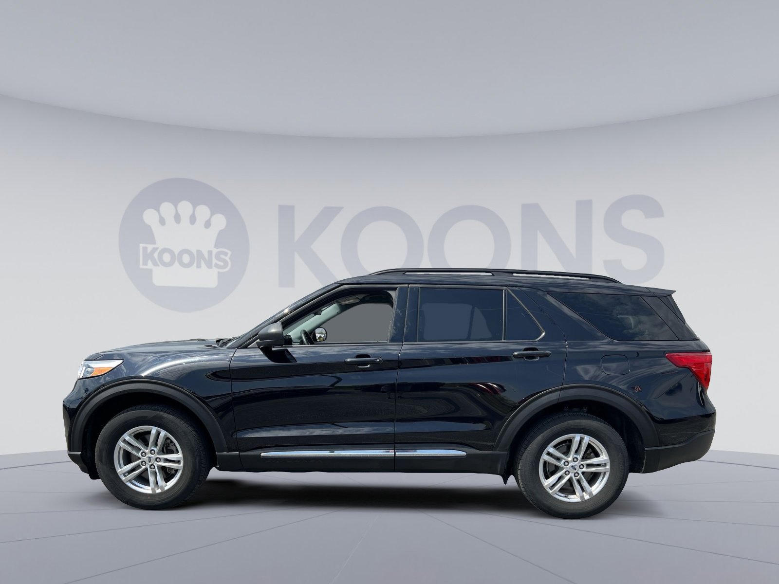 Certified 2023 Ford Explorer XLT AWD/4WD image 13