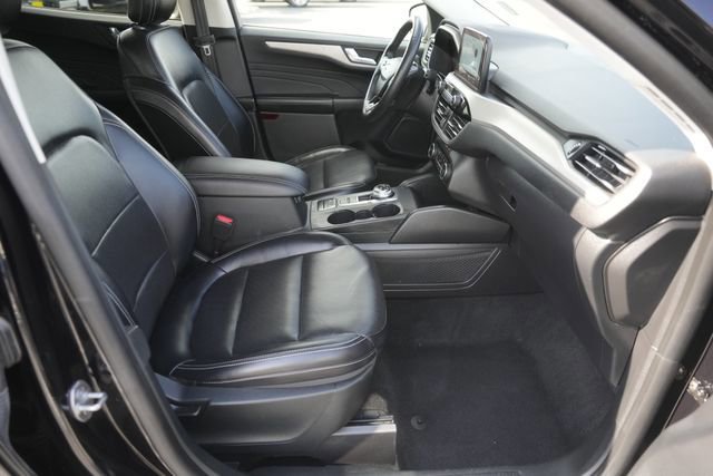 Certified 2021 Ford Escape SEL image 19