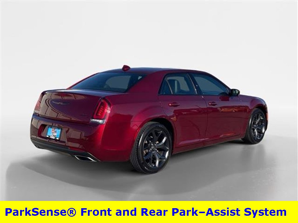 Used 2023 Chrysler 300 S image 6