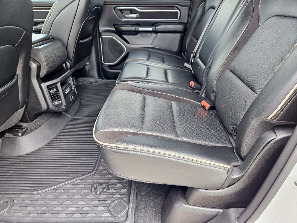 Used 2022 RAM 1500 Laramie AWD/4WD image 22