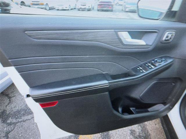 Certified 2023 Ford Escape SE w/ PHEV Premium Package FWD image 13