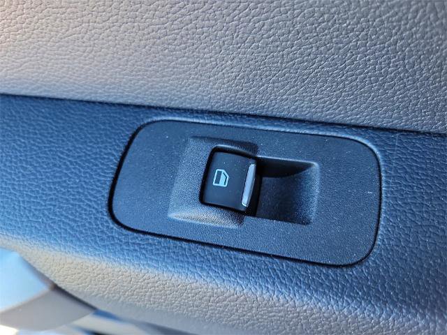 Certified 2022 Ford F250 Lariat w/ Lariat Value Package image 15