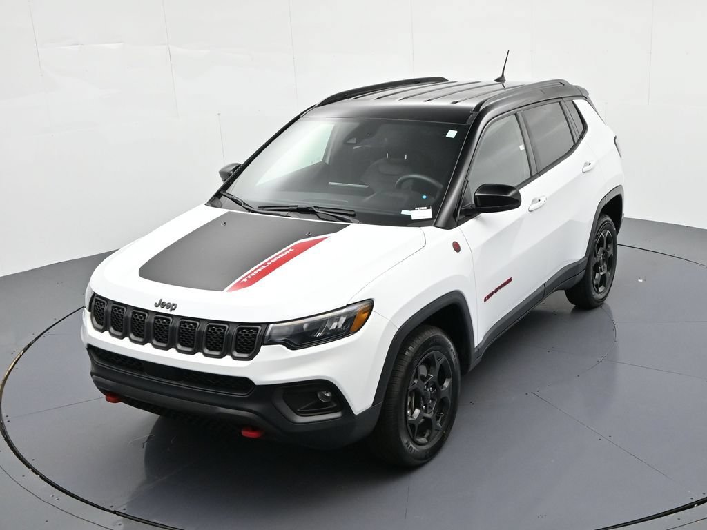 Used 2023 Jeep Compass Trailhawk AWD/4WD image 23