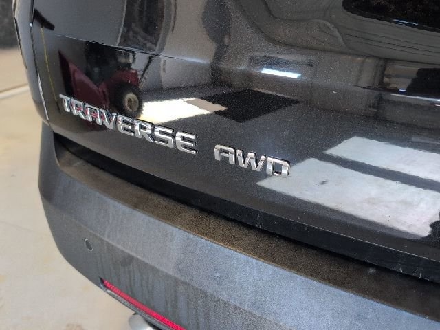 Used 2023 Chevrolet Traverse LT w/ LPO, Floor Liner Package image 37